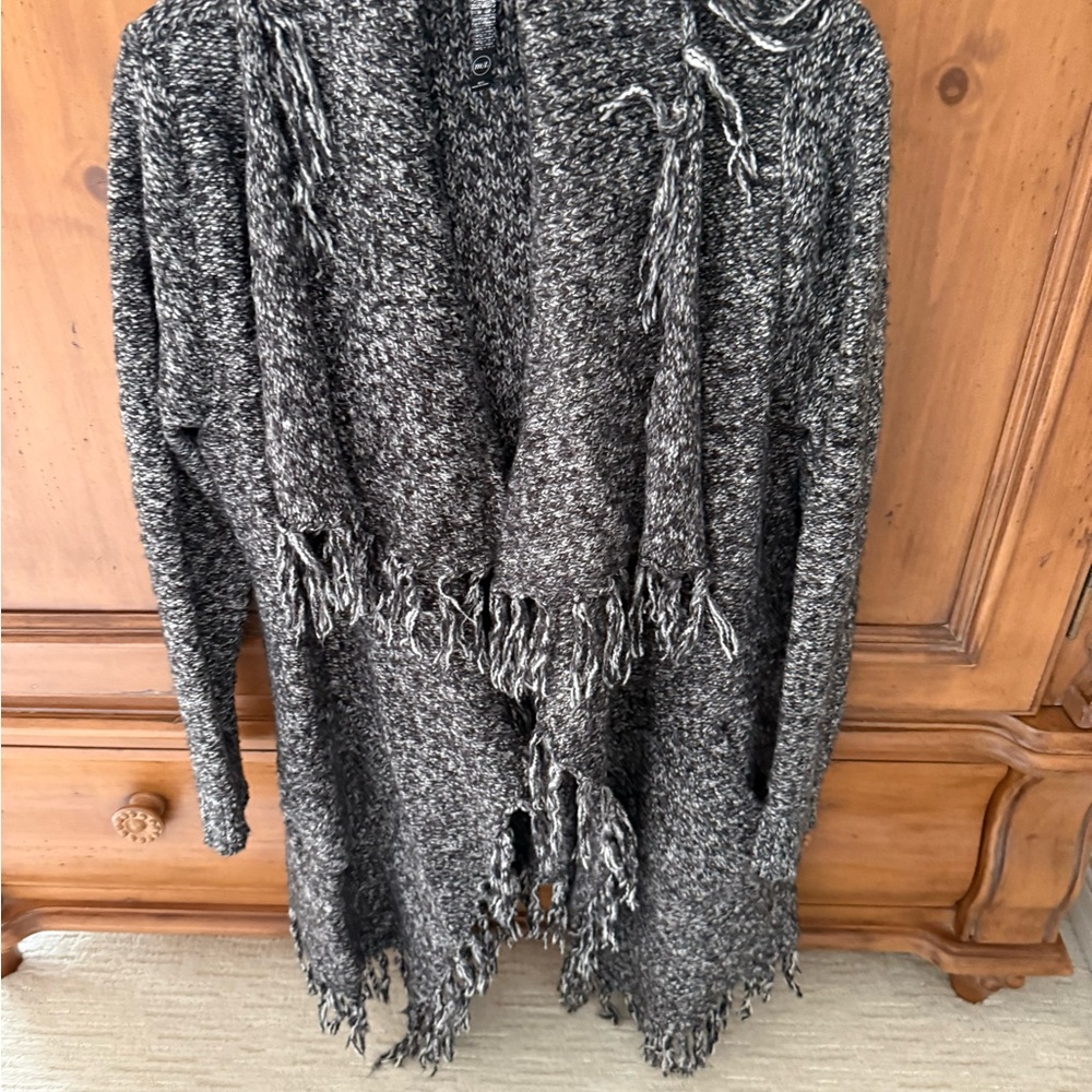Kenzie Women's Black and Gray Cardigan Sweater with side Pockets